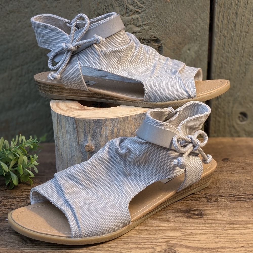 Very G Gray Taupe Sandals
